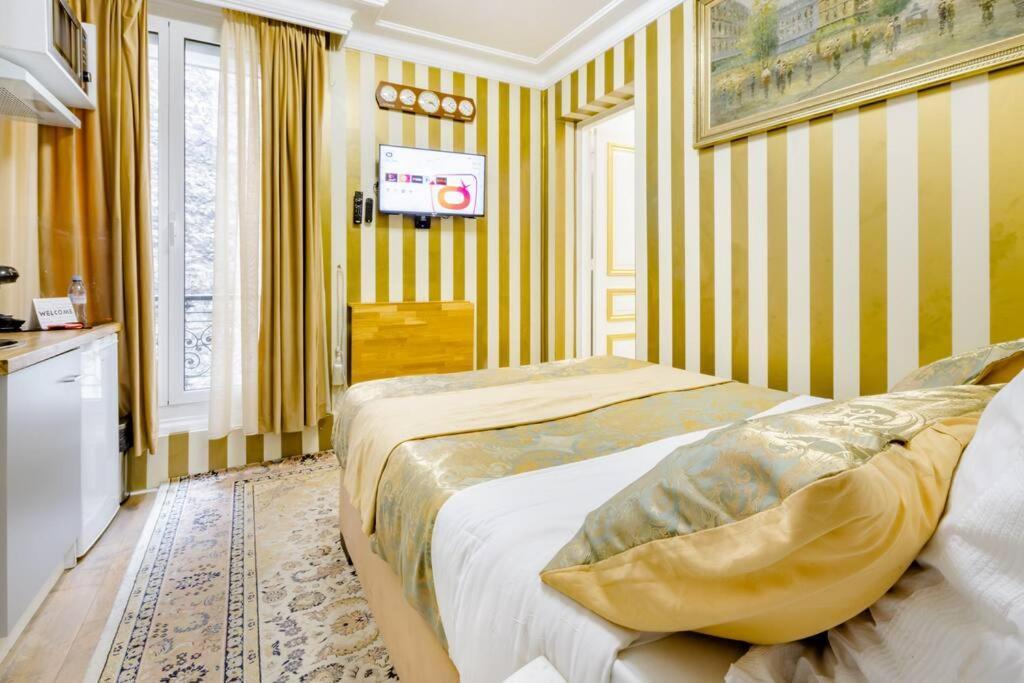 Premium 2 Minutes Walk From Champs-elysees Apartment *